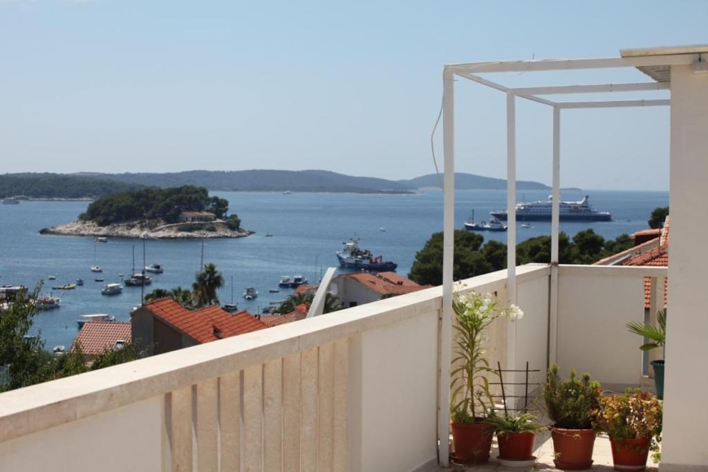 Apartments & Rooms Zlatica Hvar Hvar Town Dış mekan fotoğraf