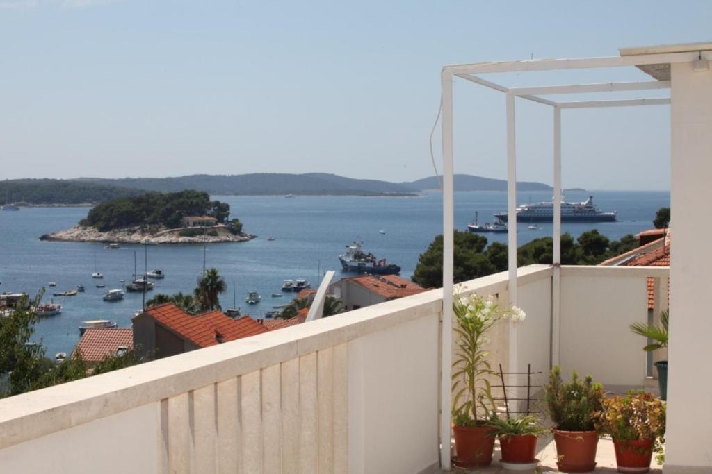 Apartments & Rooms Zlatica Hvar Hvar Town Dış mekan fotoğraf